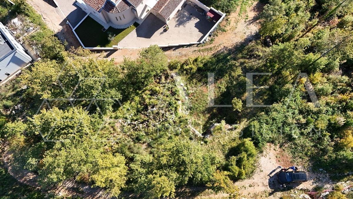 Land For sale - ISTARSKA RAŠA