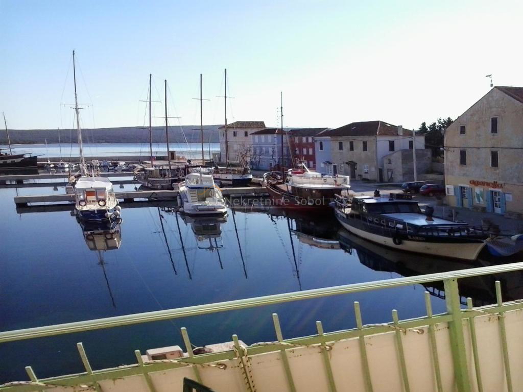 Locaux commerciaux À vendre - PRIMORSKO-GORANSKA MALI LOŠINJ
