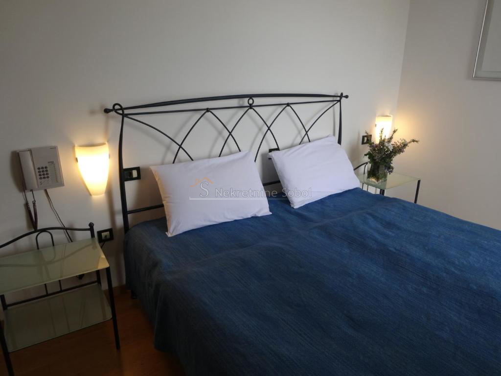Locaux commerciaux À vendre - PRIMORSKO-GORANSKA MALI LOŠINJ
