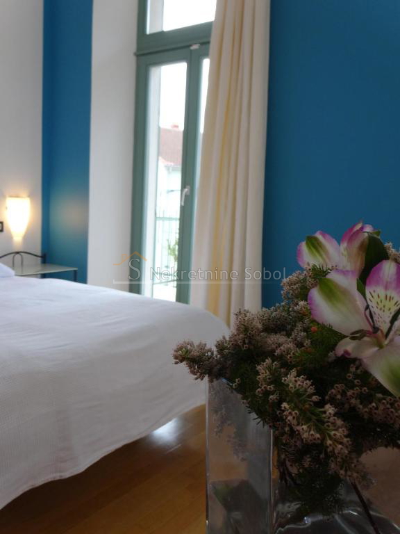 Locaux commerciaux À vendre - PRIMORSKO-GORANSKA MALI LOŠINJ