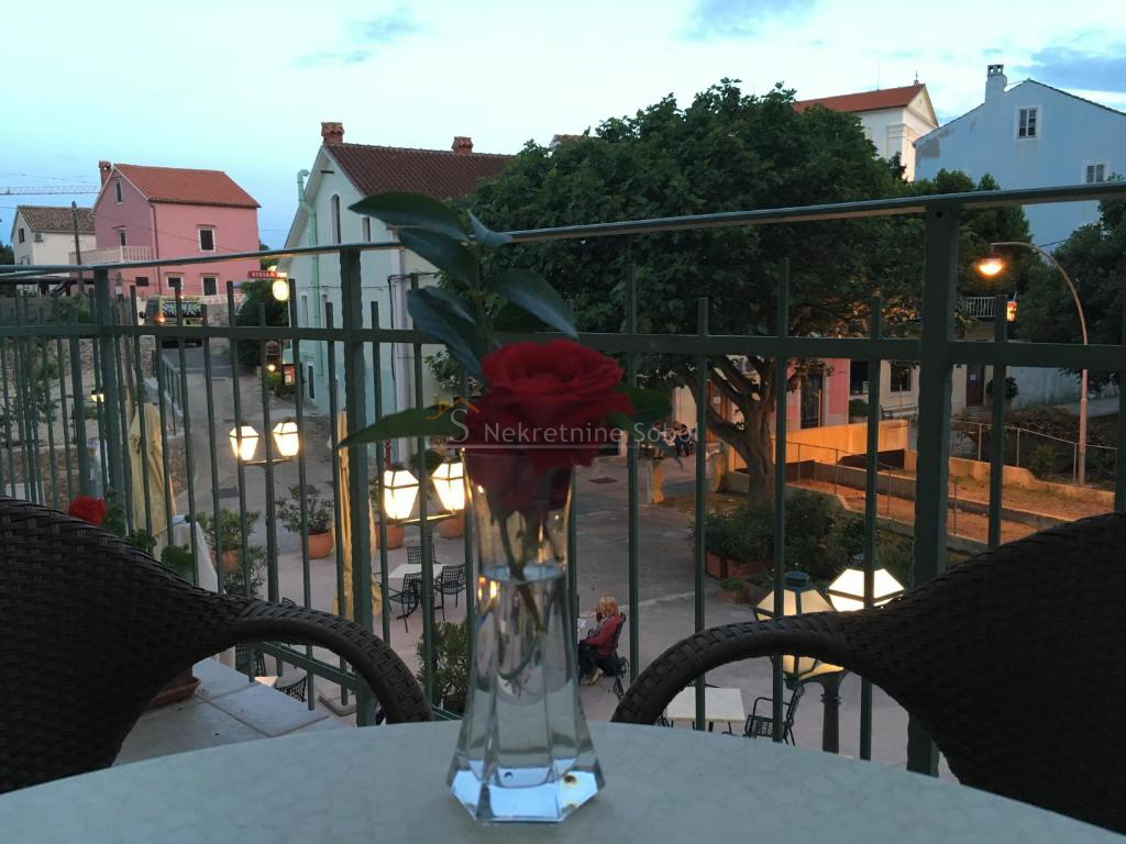 Locaux commerciaux À vendre - PRIMORSKO-GORANSKA MALI LOŠINJ
