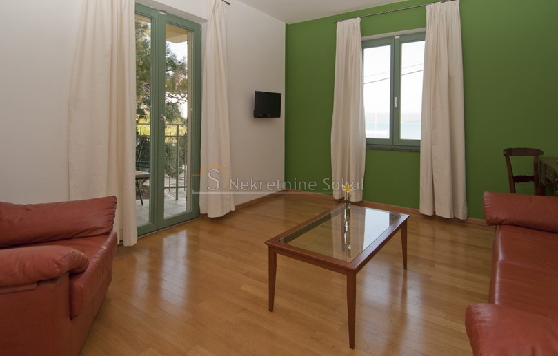 Locaux commerciaux À vendre - PRIMORSKO-GORANSKA MALI LOŠINJ