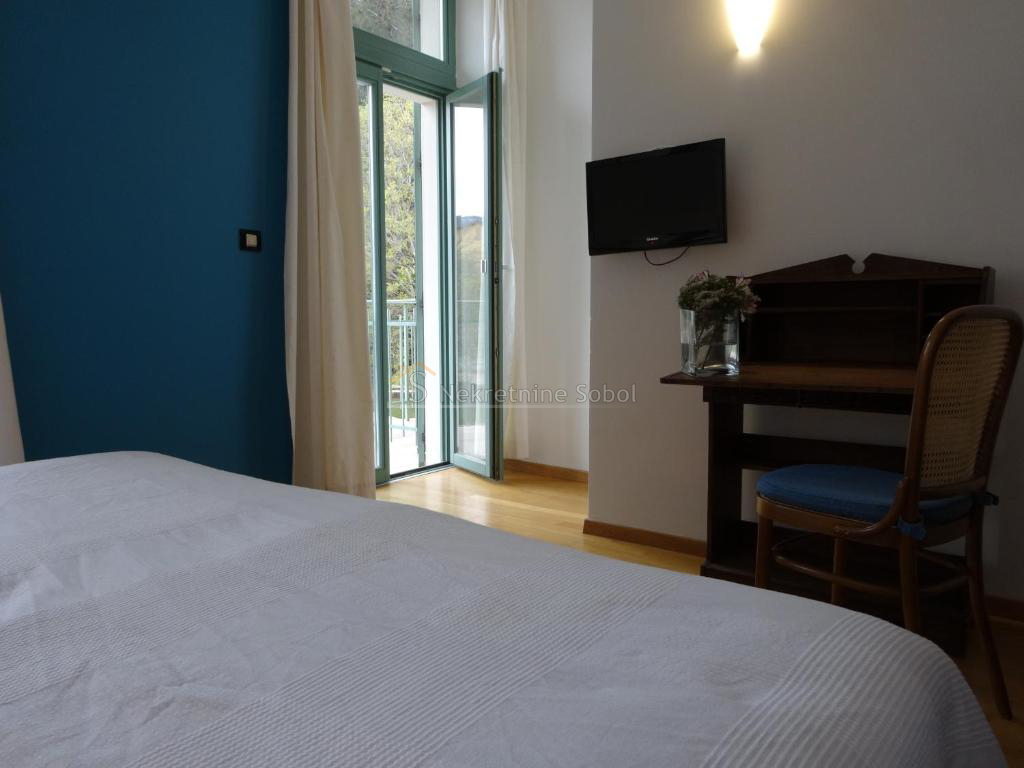 Locaux commerciaux À vendre - PRIMORSKO-GORANSKA MALI LOŠINJ