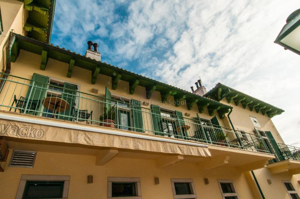Locaux commerciaux À vendre - PRIMORSKO-GORANSKA MALI LOŠINJ