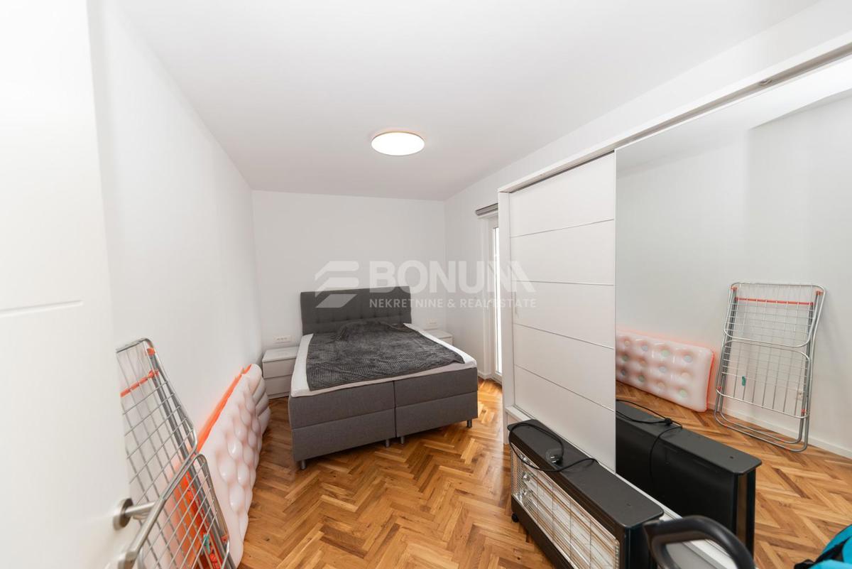 Apartment Zu verkaufen - SPLITSKO-DALMATINSKA BAŠKA VODA