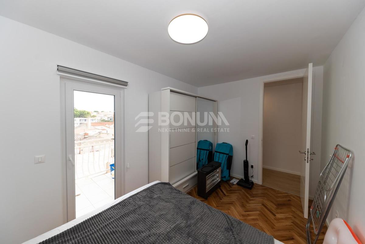 Apartment Zu verkaufen - SPLITSKO-DALMATINSKA BAŠKA VODA