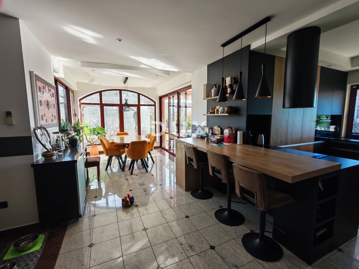 Haus Zu verkaufen - ISTARSKA BALE