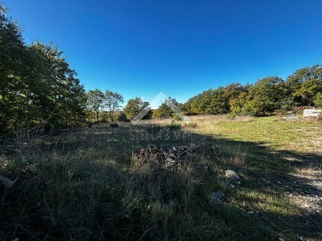 Pozemek na prodej 658 m² – Ražanac