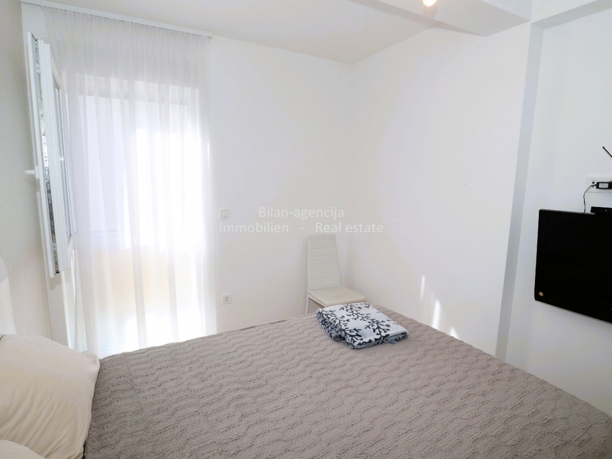Flat For sale - ŠIBENSKO-KNINSKA VODICE