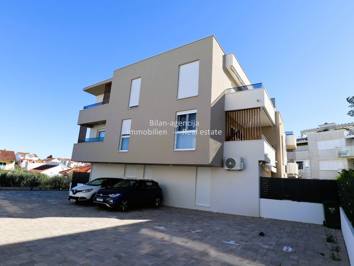 Flat For sale - ŠIBENSKO-KNINSKA VODICE