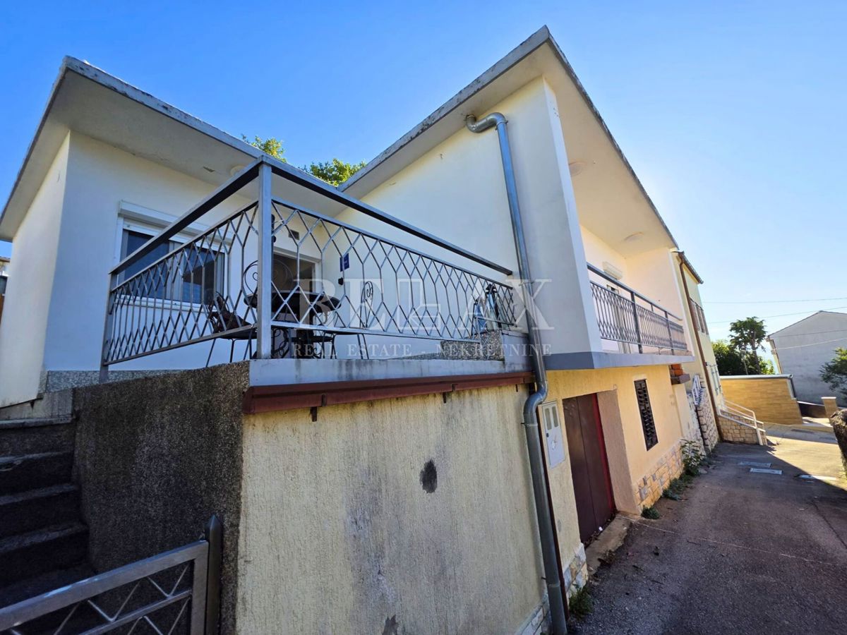 Kuća Na prodaju - PRIMORSKO-GORANSKA CRIKVENICA