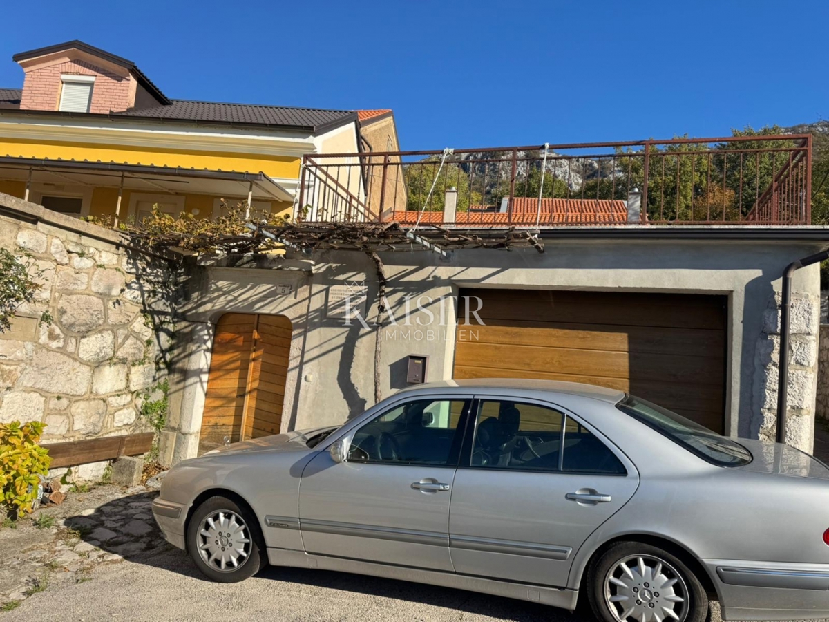 Kuća Na prodaju - PRIMORSKO-GORANSKA VINODOLSKA OPĆINA