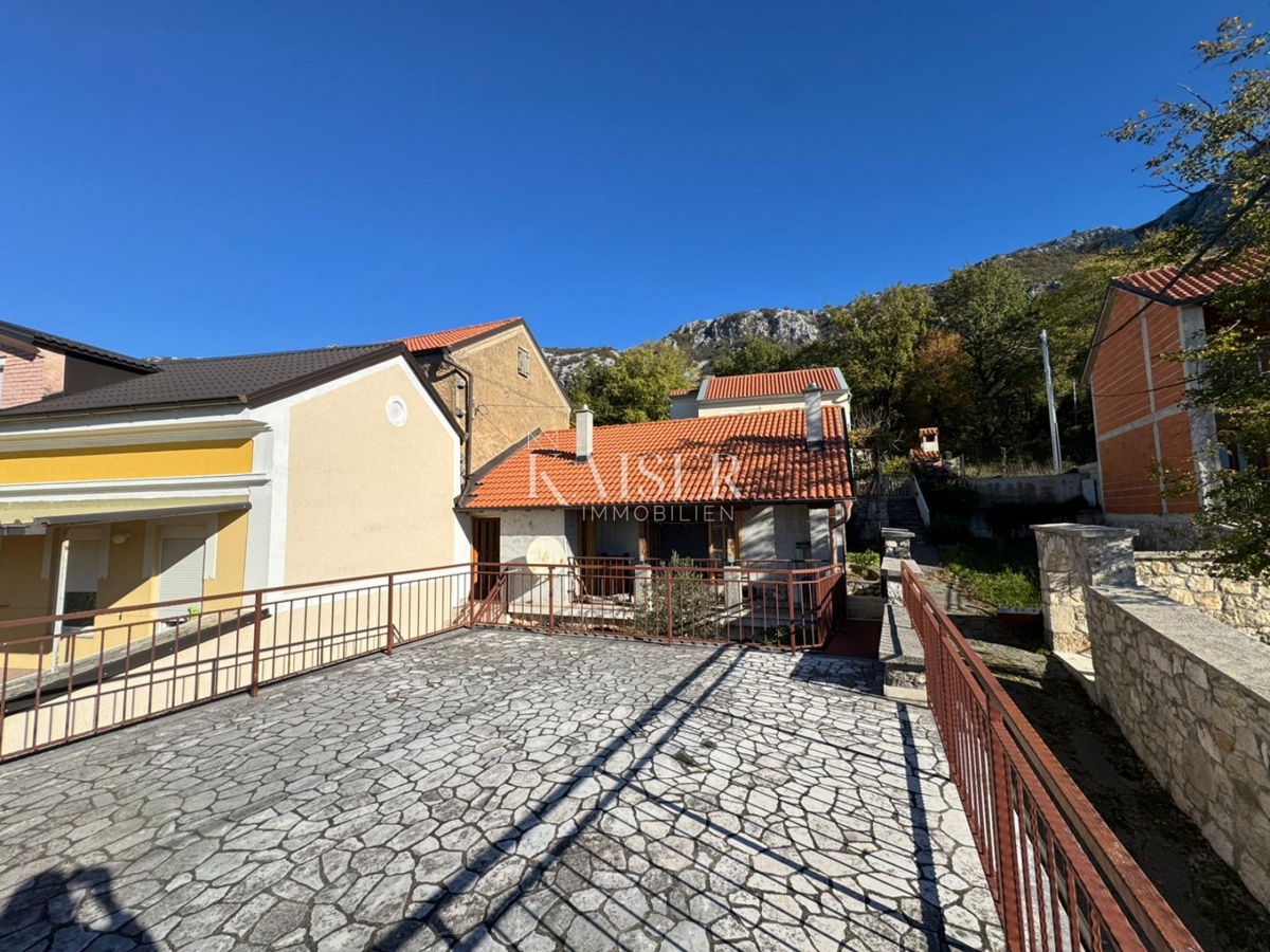 Kuća Na prodaju - Primorsko-goranska Vinodolska Općina - foto 3/14