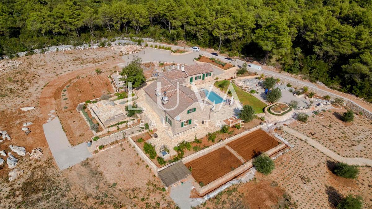 House For sale - Splitsko-dalmatinska Stari Grad - foto 2/20