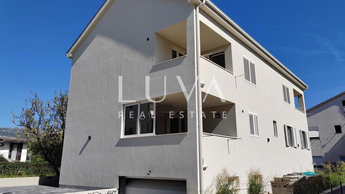 Casa In vendita - SPLITSKO-DALMATINSKA KAŠTELA