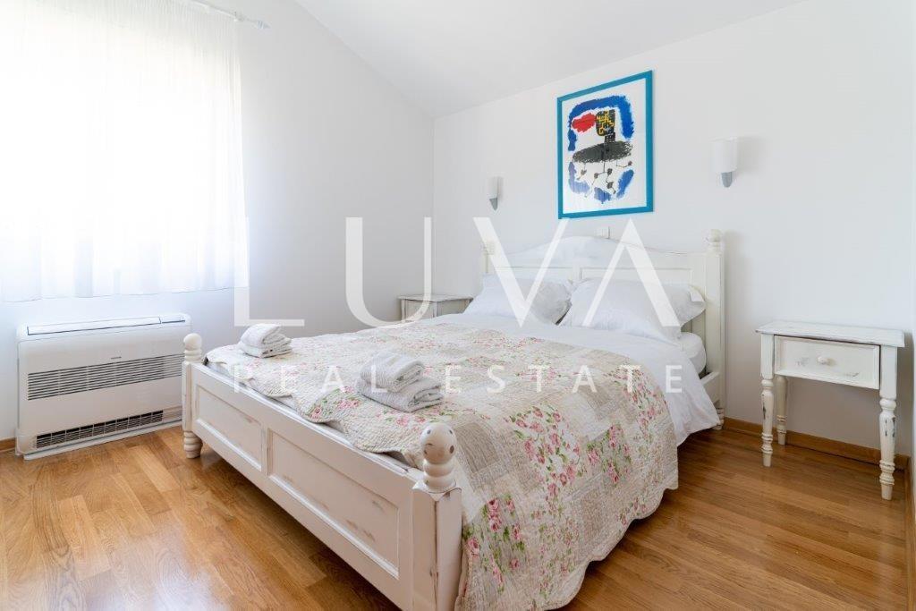 Haus Zu verkaufen - SPLITSKO-DALMATINSKA DICMO