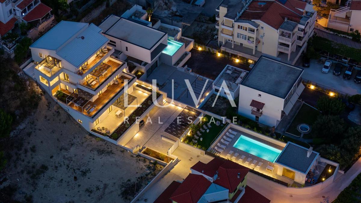 Kuća Na prodaju - SPLITSKO-DALMATINSKA DUGI RAT