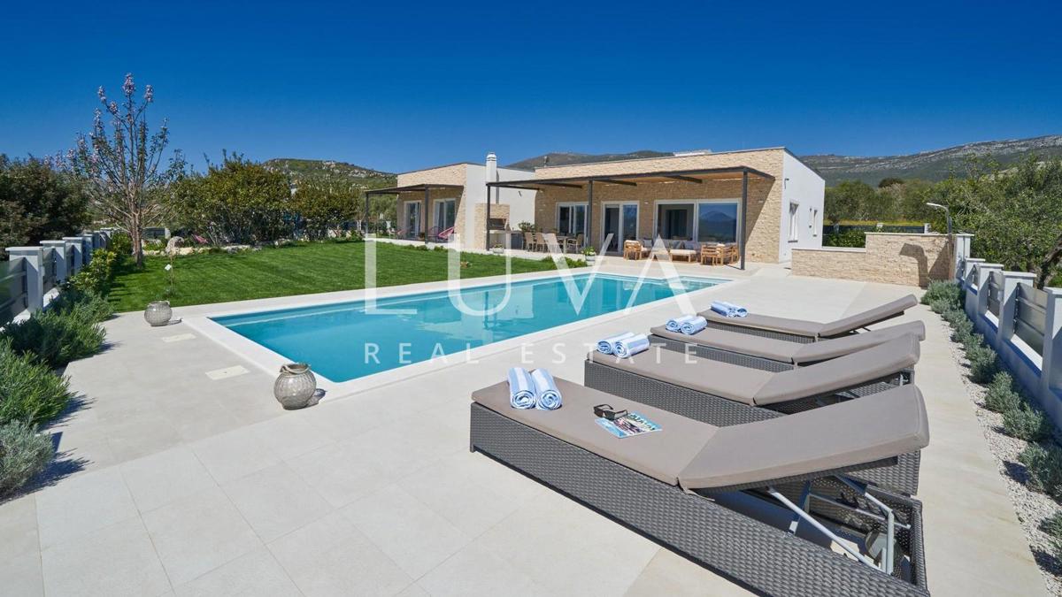 Maison À vendre KAŠTELA