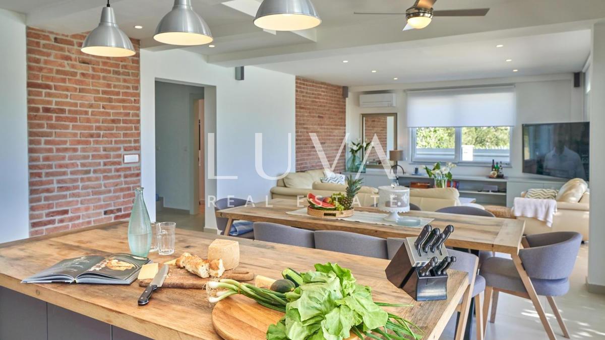 Maison À vendre - SPLITSKO-DALMATINSKA KAŠTELA