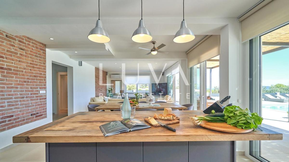 Maison À vendre - SPLITSKO-DALMATINSKA KAŠTELA