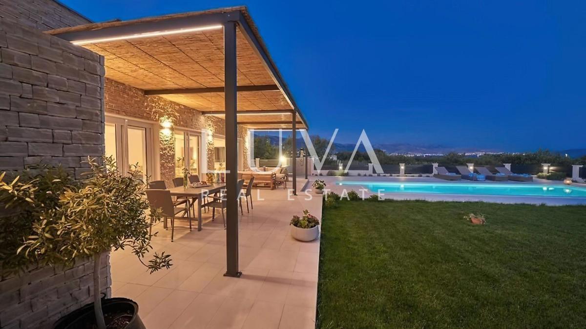Maison À vendre - SPLITSKO-DALMATINSKA KAŠTELA