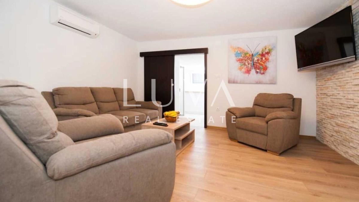 House For sale - SPLITSKO-DALMATINSKA BRAČ