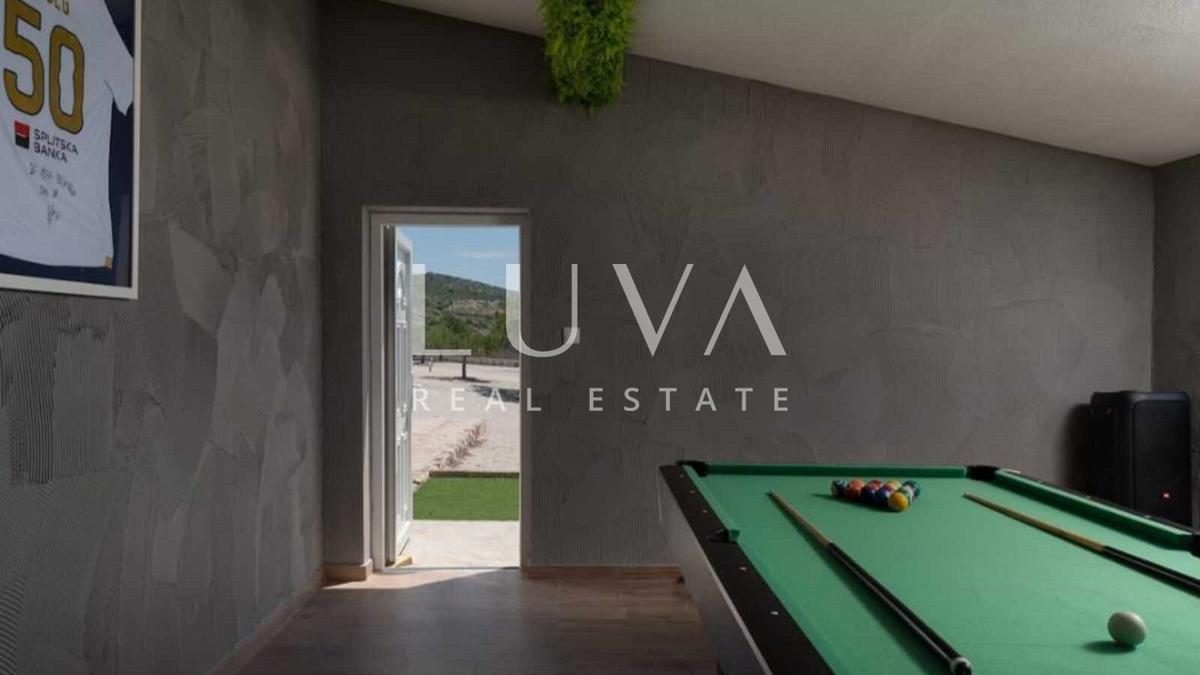 House For sale - SPLITSKO-DALMATINSKA BRAČ