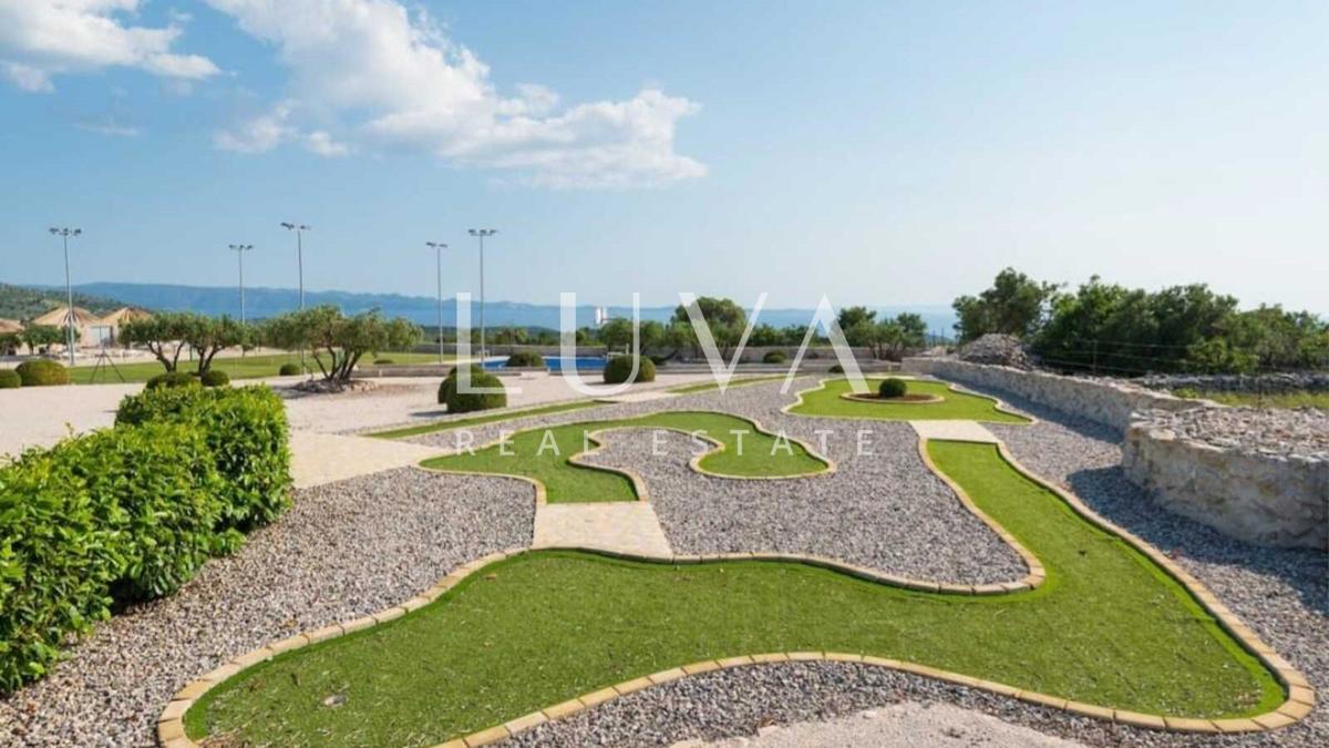 House For sale - SPLITSKO-DALMATINSKA BRAČ