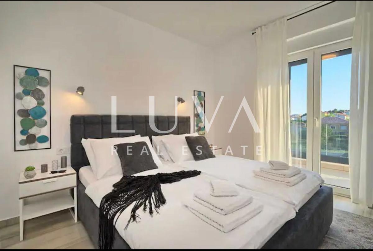House For sale - ŠIBENSKO-KNINSKA VODICE