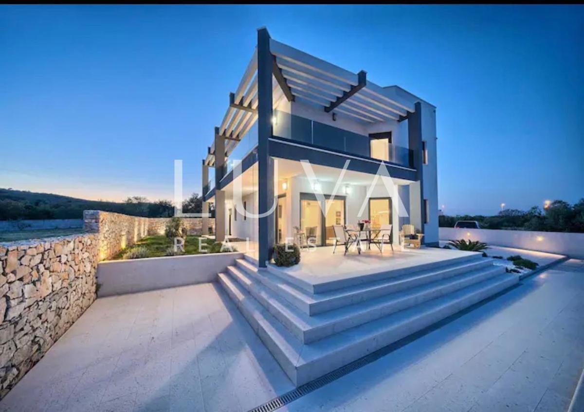 House For sale - ŠIBENSKO-KNINSKA VODICE