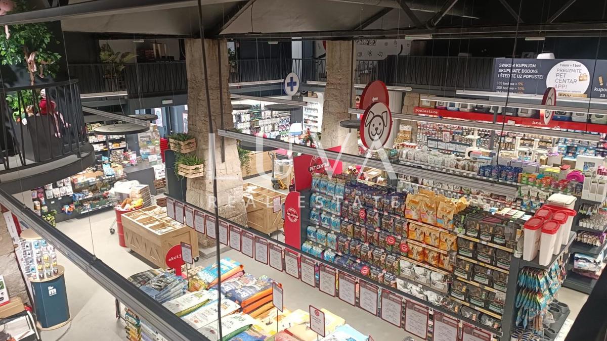 Poslovni prostori Na predaj - DUBROVAČKO-NERETVANSKA DUBROVNIK