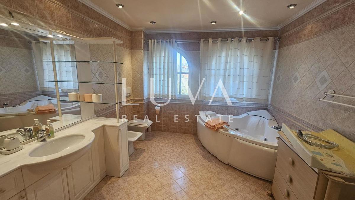 Haus Zu verkaufen - GRAD ZAGREB ZAGREB