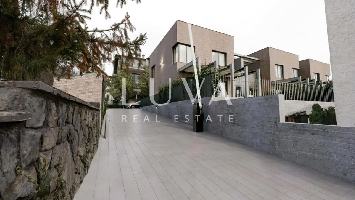 Haus Zu verkaufen - Grad Zagreb Zagreb - foto 1/7