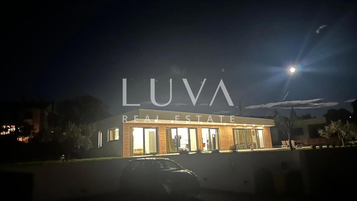 Kuća Na prodaju - ISTARSKA SVETA NEDELJA