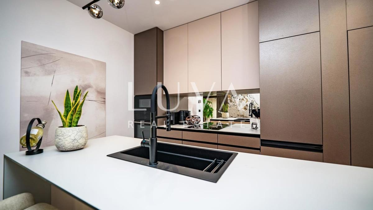 Haus Zu verkaufen - SPLITSKO-DALMATINSKA TROGIR