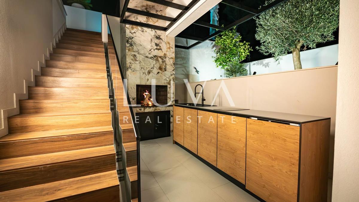 Haus Zu verkaufen - SPLITSKO-DALMATINSKA TROGIR