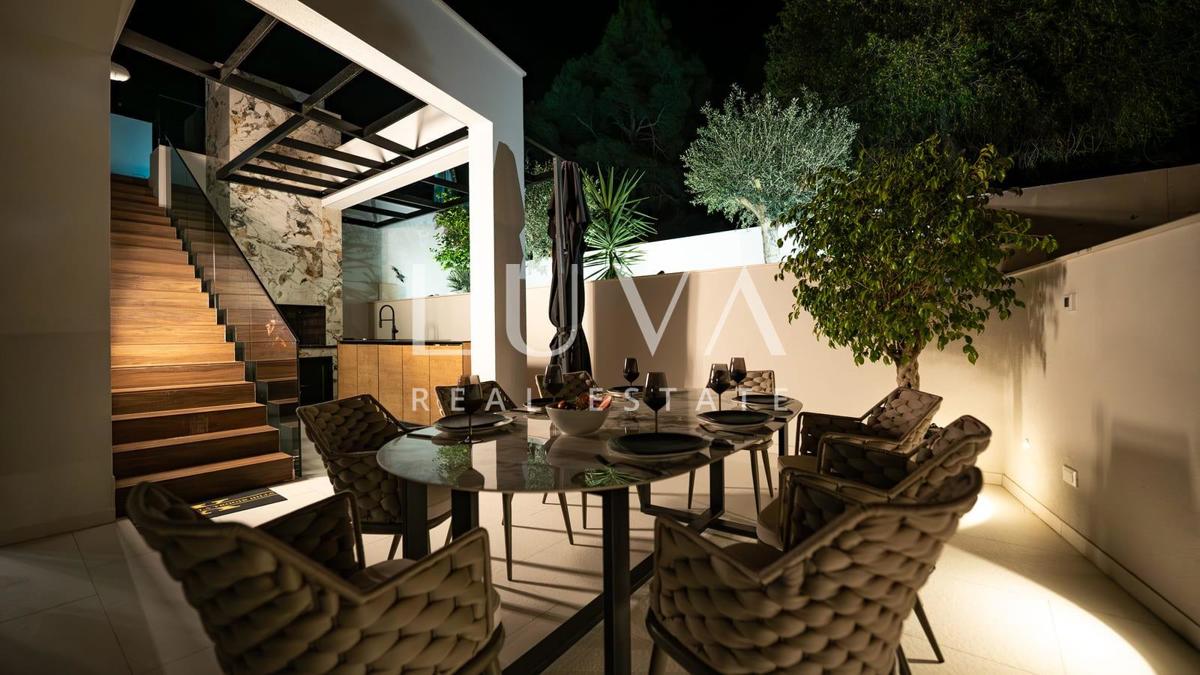 Haus Zu verkaufen - SPLITSKO-DALMATINSKA TROGIR