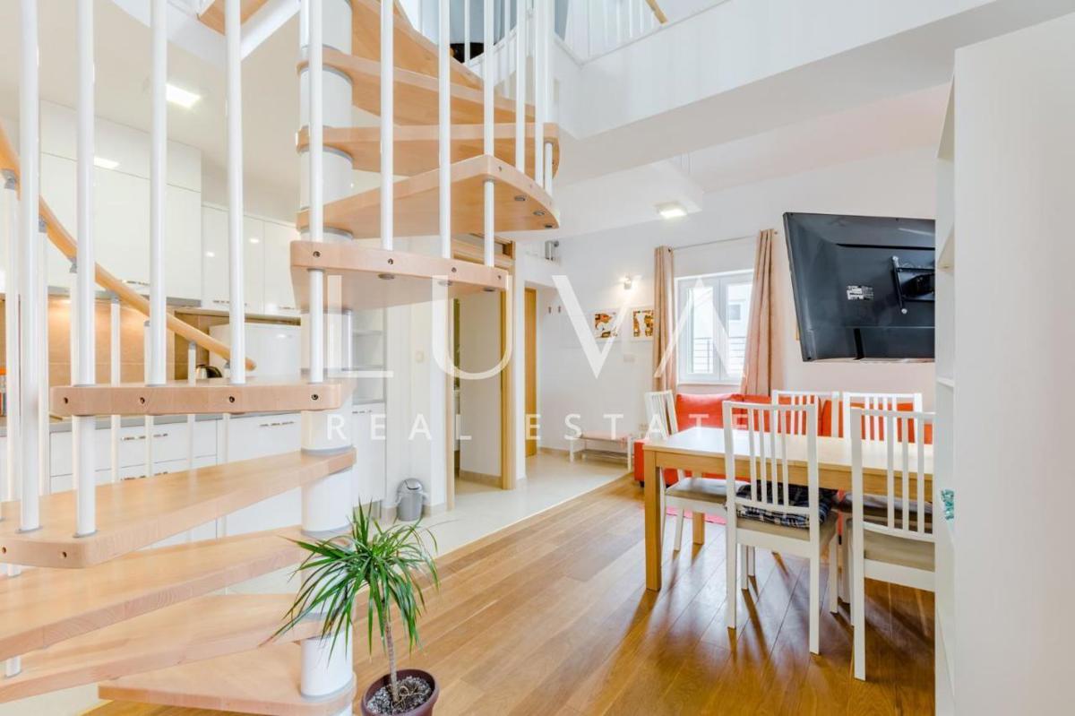 Casa In vendita - SPLITSKO-DALMATINSKA SPLIT