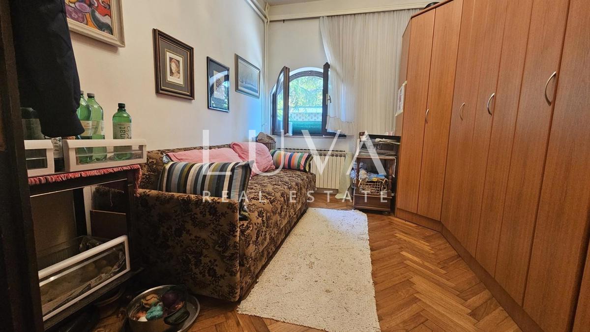 Maison À vendre - SISAČKO-MOSLAVAČKA LEKENIK