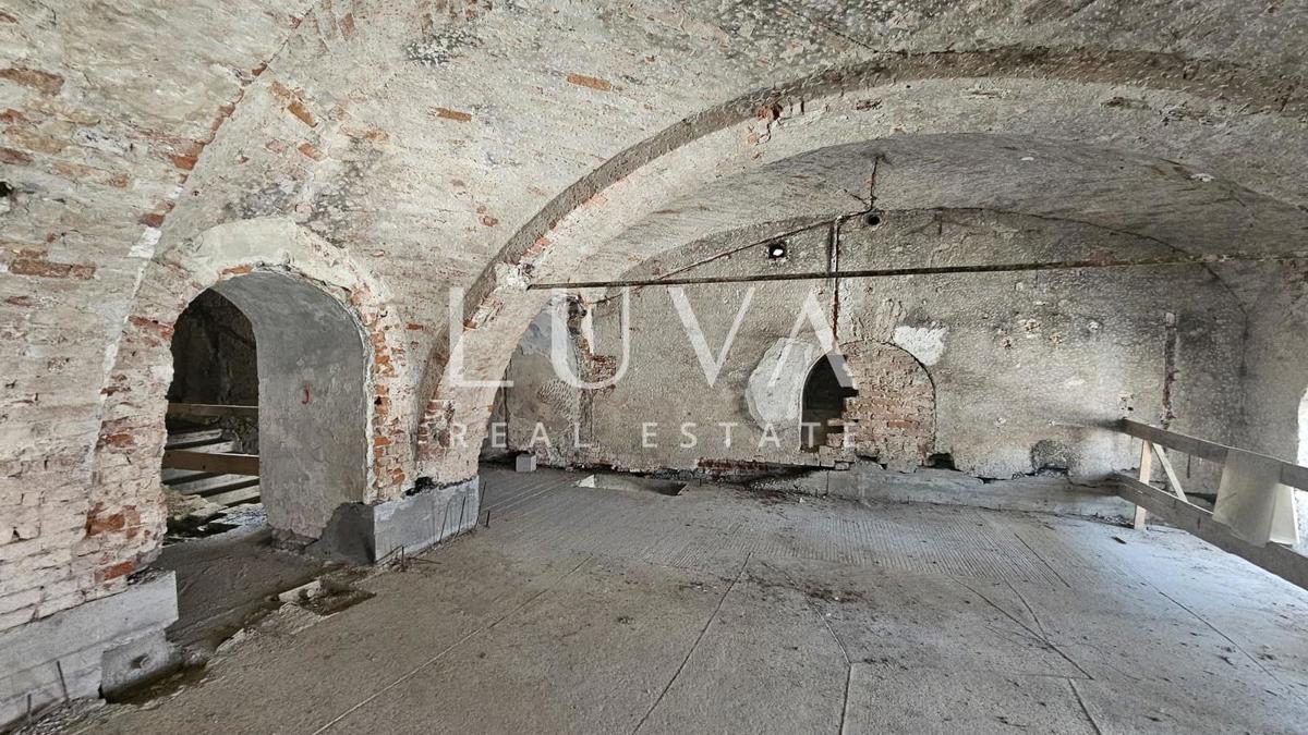 Poslovni prostor Na prodaju - GRAD ZAGREB ZAGREB