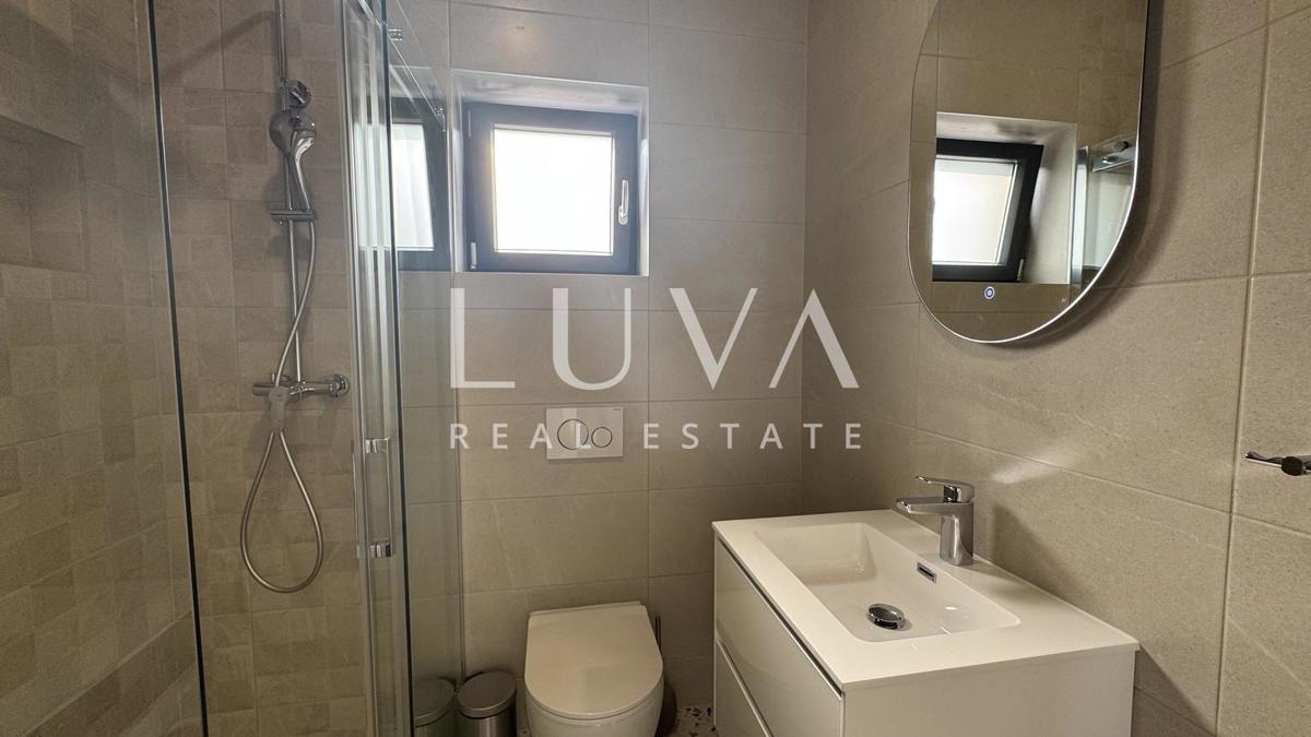 Flat For rent - PRIMORSKO-GORANSKA LOVRAN