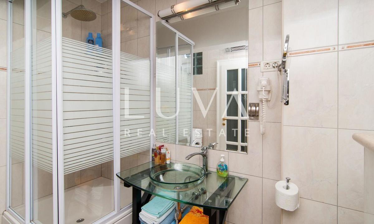 House For sale - SPLITSKO-DALMATINSKA SUPETAR