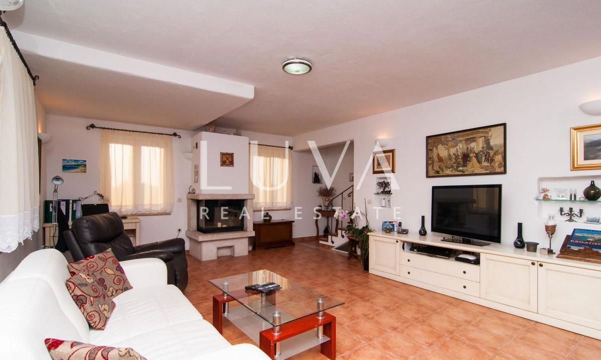 House For sale - SPLITSKO-DALMATINSKA SUPETAR