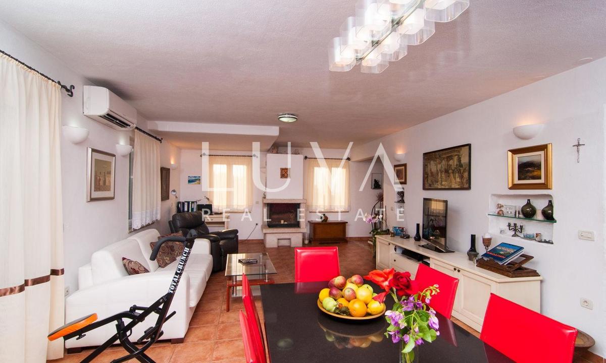 House For sale - SPLITSKO-DALMATINSKA SUPETAR
