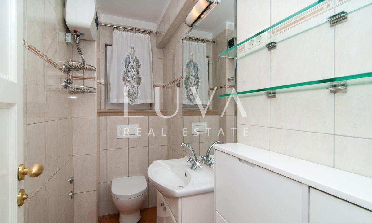 House For sale - SPLITSKO-DALMATINSKA SUPETAR