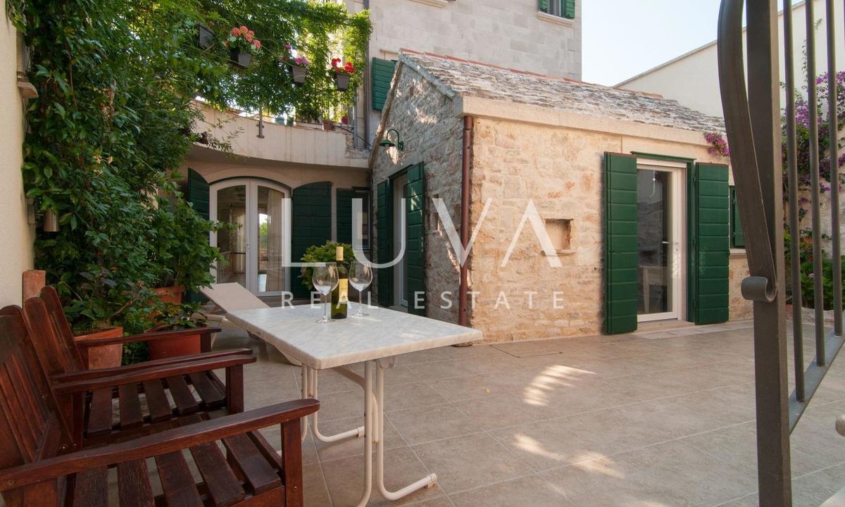 House For sale - SPLITSKO-DALMATINSKA SUPETAR
