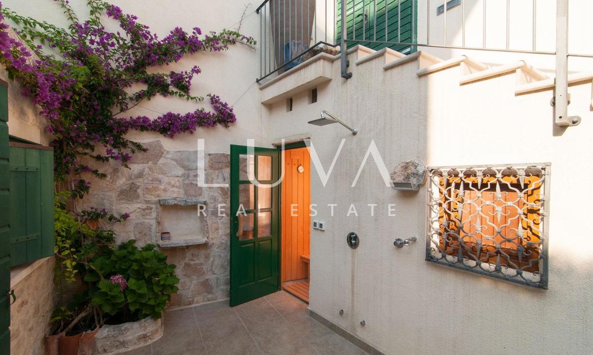 House For sale - SPLITSKO-DALMATINSKA SUPETAR