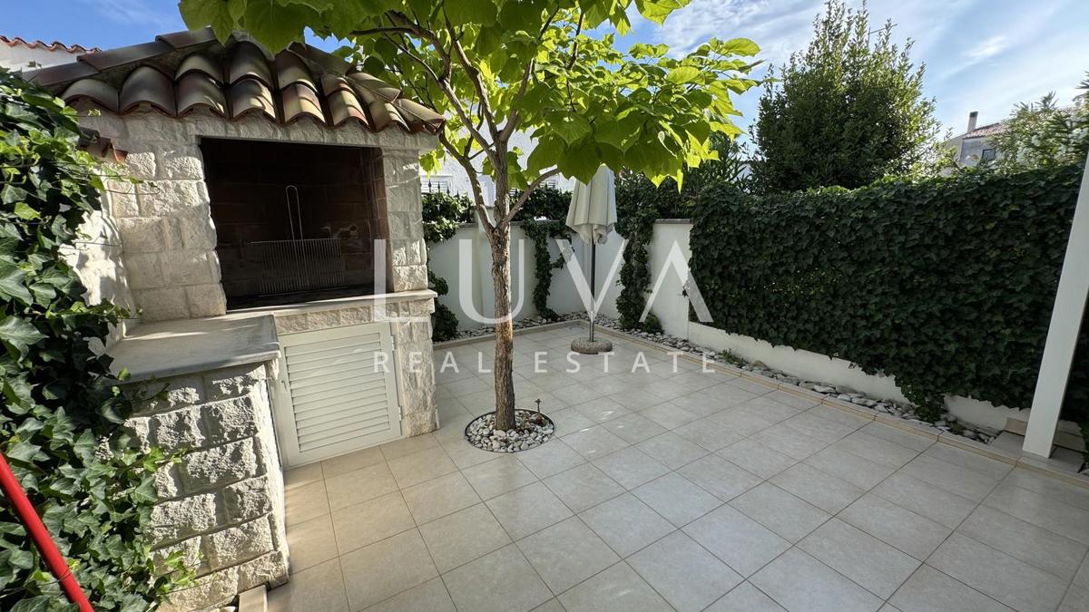 House For sale - ISTARSKA NOVIGRAD