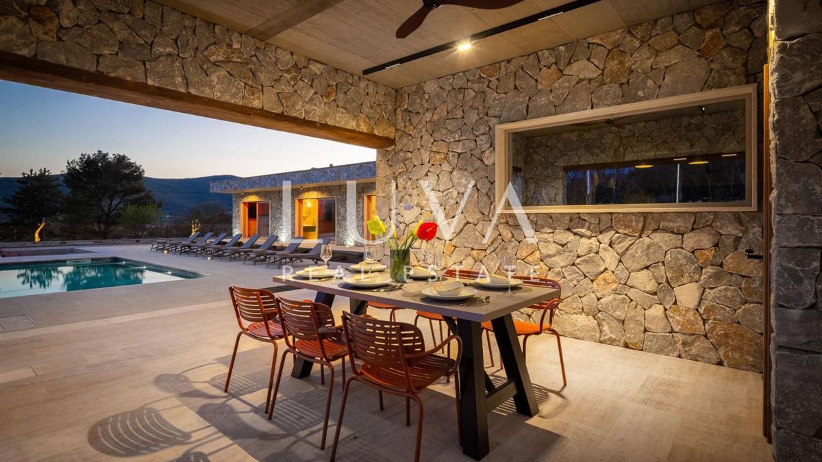 Casa In vendita - SPLITSKO-DALMATINSKA DICMO