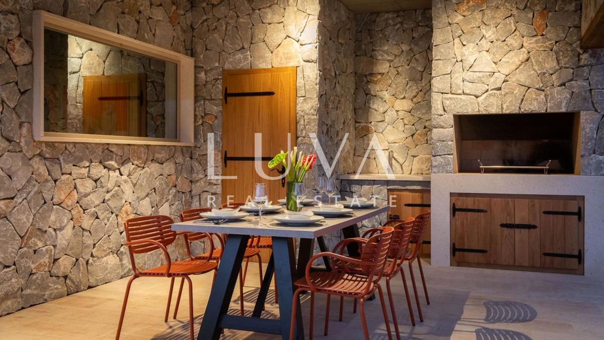 Casa In vendita - SPLITSKO-DALMATINSKA DICMO
